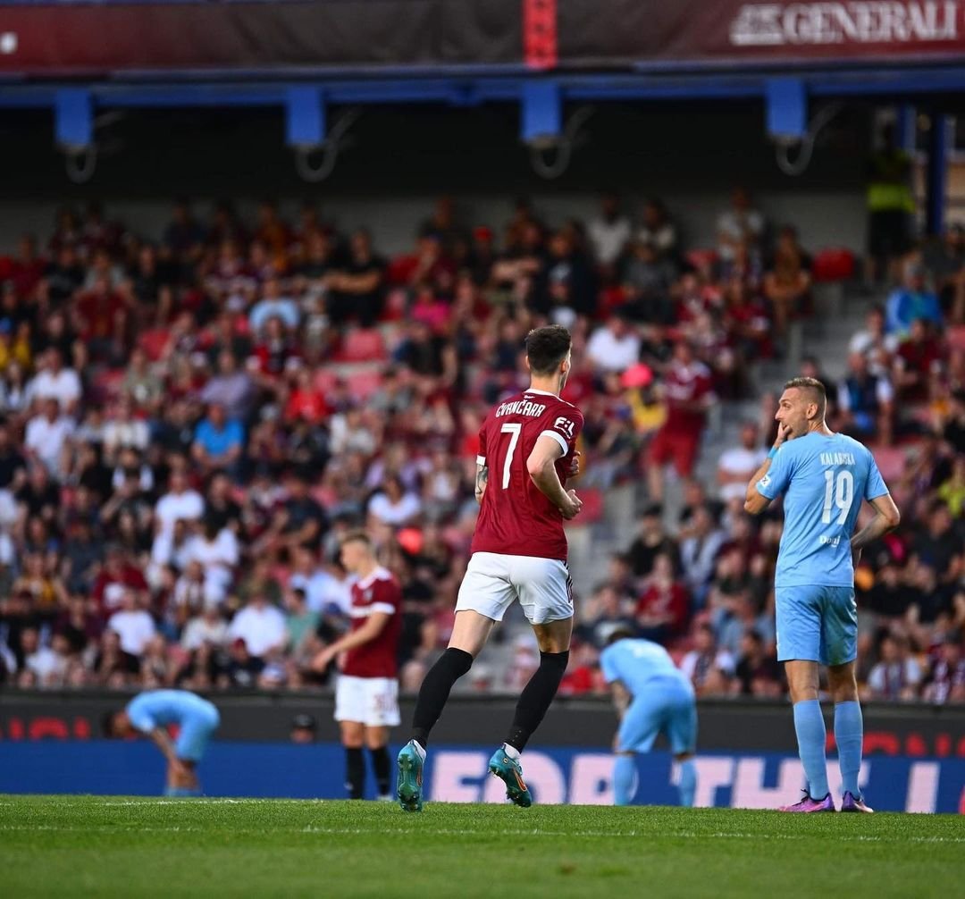 ✍️ REPORTÁŽ | Sparta v posledním domácím zápase sezony ztratila vedení a prohrála se Slováckem 1:2. Více na webu. #acsparta